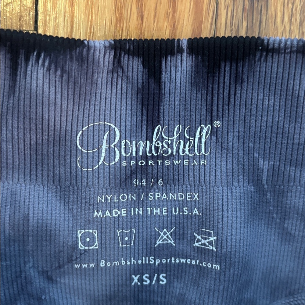 Bombshell Sportswear Black & Gray Ribbed Tie-Dye Leggings - Picture 2 of 6